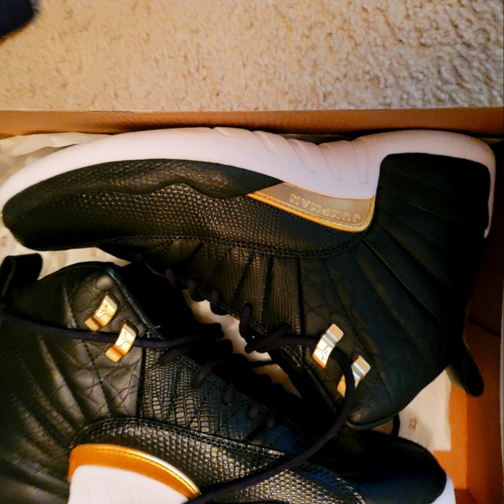 Air Jordan womens 12 retro